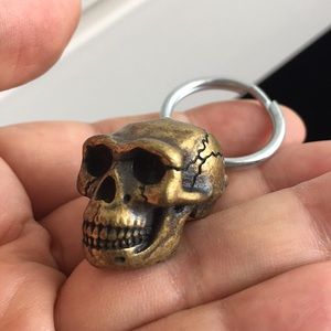 🖤Brass skull💕charm keyring